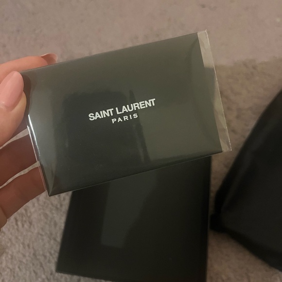 Yves Saint Laurent Black and Gold Quilted Wallet - Picture 9 of 12